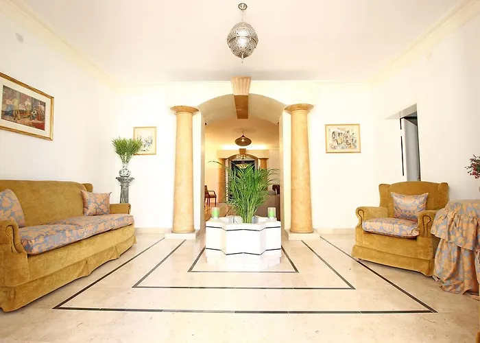 Bliss Guesthouse In Bliss Hamra